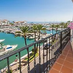 Marina Real 232 *